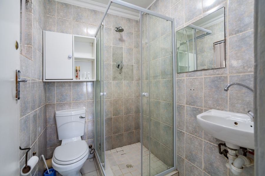 8 Bedroom Property for Sale in Milnerton Ridge Western Cape